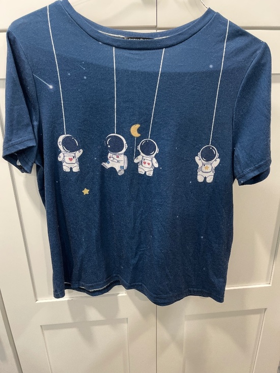SHEIN Other - Astronaut t-shirt